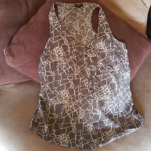 Cute Gray and white mossimo tank